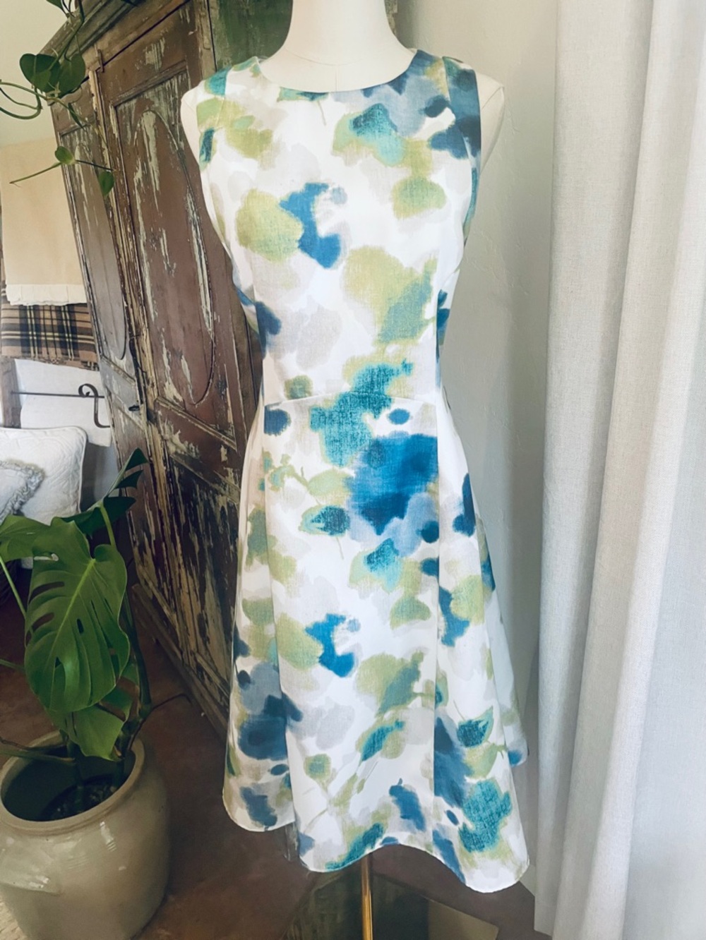 New Sleeveless Floral‎ Watercolor A-Line Dress in Teal & Olive - Picture 2 of 8
